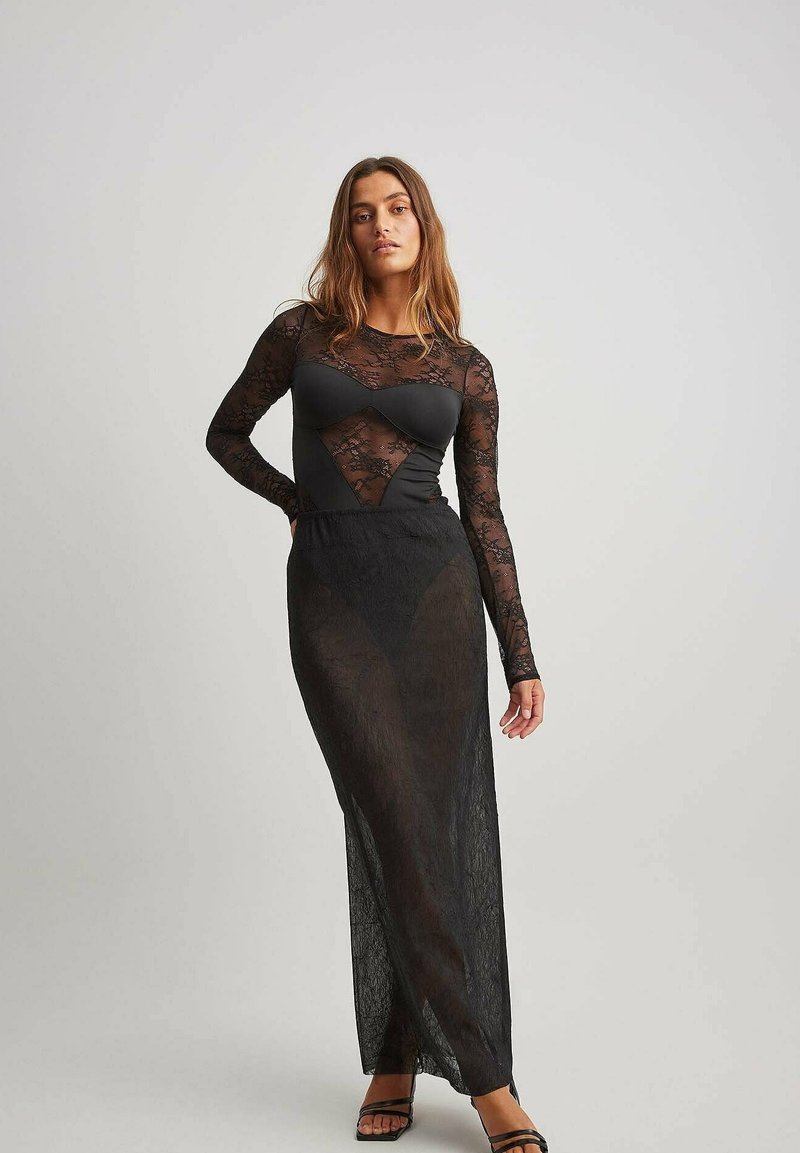 NA-KD Longsleeve zwart