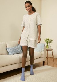 Laura Ashley POINTELLE BUTTON THROUGH - Pidžaama ülemine osa - cream