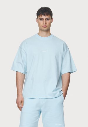 LOGO BOXY TEE - Osnovna majica kratkih rukava - washed baby blue