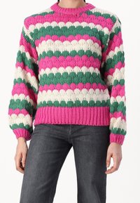 YAS Sweter