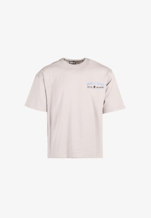 Lichtgrijze katoenen T-shirt met korte mouwen, ronde hals, en een klein blauw bedrukt logo op de linkerkant van de borst.