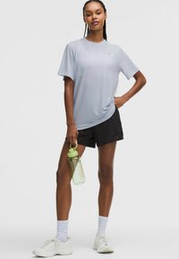 lululemon TRAINING SHORT SLEEVE GRAPHIC - T-Shirt print - serene blue