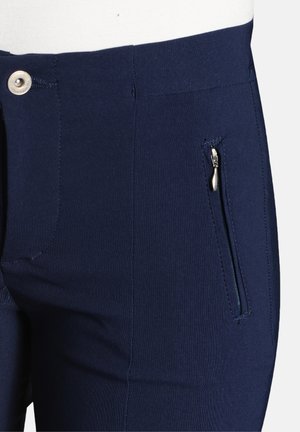 Stooker Women, MACAU BENGALIN SLIM FIT - Shorts - blue marine
