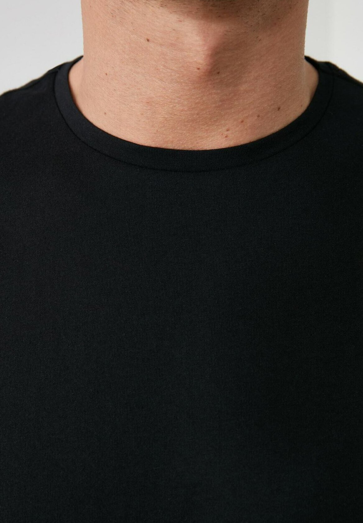 pull and bear t shirt trendyol