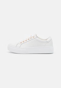 ZOE PLATFORM - Baskets basses - white