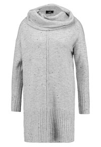 Maglione grigio a maglia con collo a pipistrello, orlo a coste e maniche lunghe. Presenta una texture a macchie su tutta la stoffa.