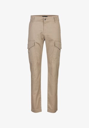 Beige cargobukser med knapp foran, glidelåslukking, beltehemper og store klafflommer på begge lårene.