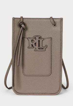 PEBBLED CAMERYN CROSSBODY TECH CASE - Pochette pour téléphone - taupe brown
