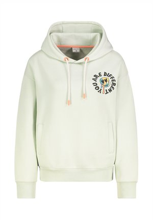 Lichtgroene hoodie gemaakt van zachte stof, met een grafische print met de tekst "JE BENT ANDERS" en een trekkoord met oranje punten.