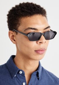 Zign UNISEX - Päikeseprillid - black