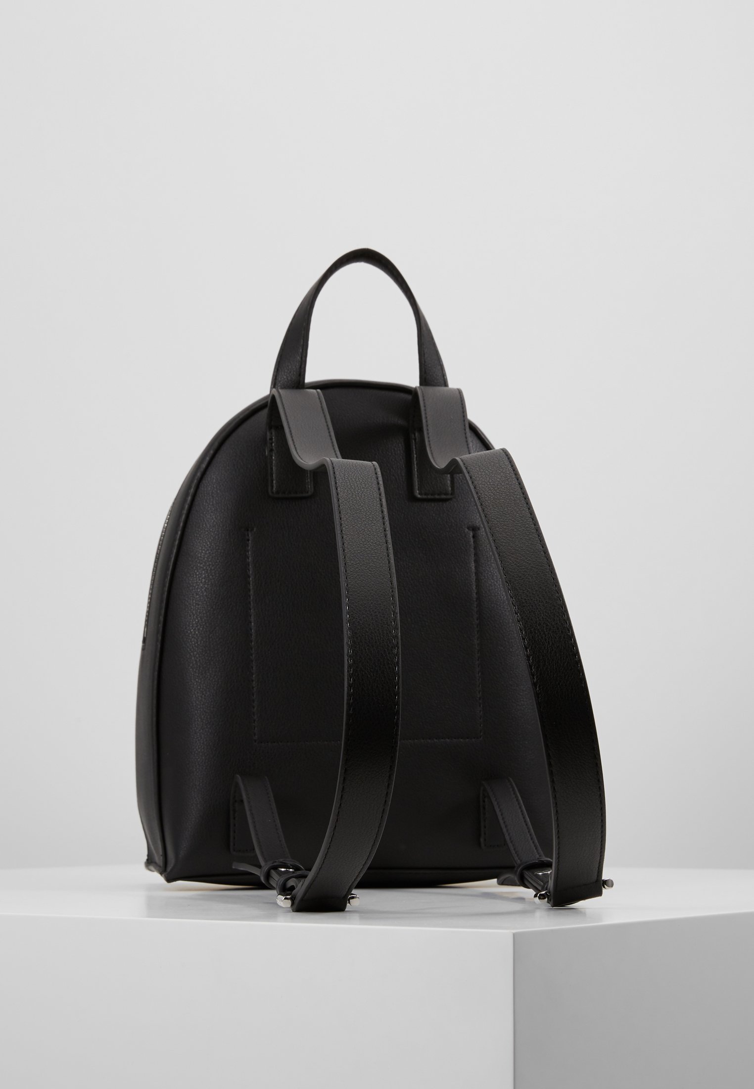 Calvin Klein MUST BACKPACK - Mochila - black/negro - Zalando.es