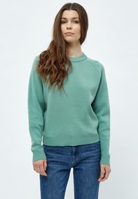 PEPPERCORN PCROSALIA - Strickpullover - feldspar green