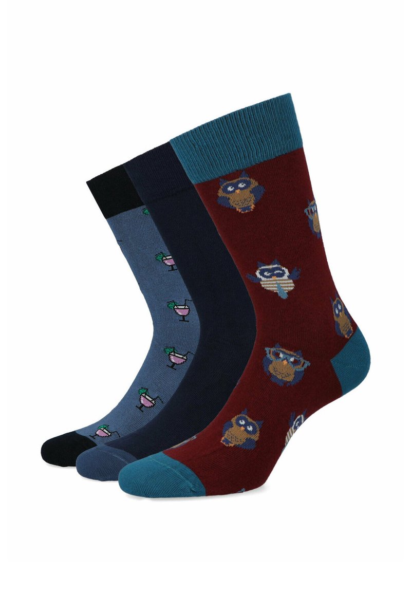 Trzy pary skarpet: bordowe z wzorami sów, granatowe z wzorami napojów i czarne. Wykonane z dzianiny, różne kolory mankietów, długość do połowy łydki.