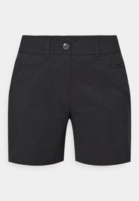 Μαύρα σορτς από λείο ύφασμα με κούμπωμα κουμπιού, μπροστινές τσέπες και ευθύ γραμμή στα πόδια. Χωρίς ορατά σχέδια ή διακοσμήσεις.