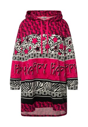 Hoodie w jasnoróżowym kolorze z wielokolorowym wzorem, w tym gwiazdy i wzór zebry, charakteryzujący się luźnym krojem i kieszenią z przodu.