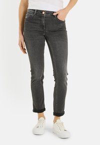 Seleccionado, dark grey