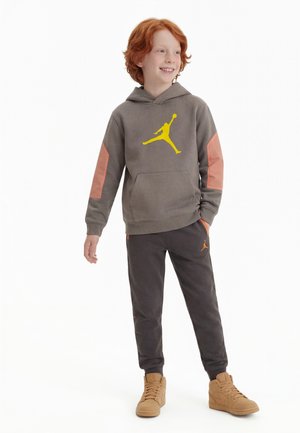 Jordan HIKE MIKE - Pulover s kapuco - olive grey