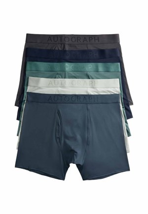 Cinque paia di boxer da uomo in grigio, blu navy, verde, grigio chiaro e blu scuro, impilati con "AUTOGRAPH" su ogni cintura.