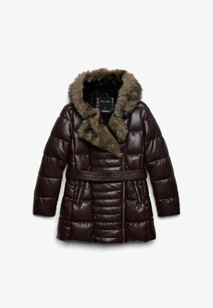 Braune wattierte Jacke mit einem Kragen aus Kunstpelz, tailliertem Schnitt und zwei mit Reißverschluss versehenen Fronttaschen. Glänzendes Material mit gestepptem Muster.