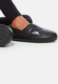 The North Face - THERMOBALL V TRACTION MULE - Hjemmesko - black Miniaturebillede 1