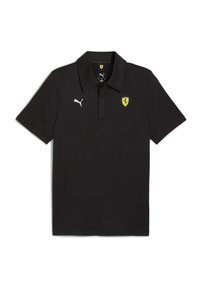 Cămașă polo neagră, din material neted, cu un guler cu trei nasturi, logo alb Puma și un emblema galbenă Ferrari pe pieptul stâng.