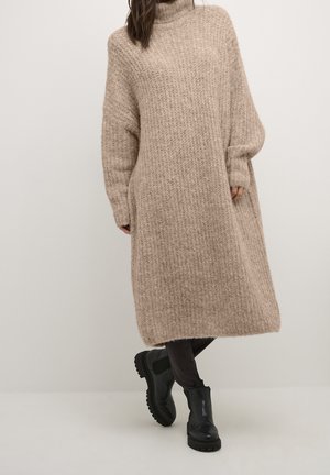 Jumper dress - brown