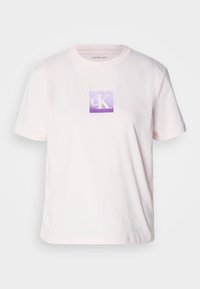 CLASSIC BOXED MONOGRAM TEE - Camiseta estampada - tender blush