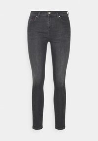 Jeans ajustados en denim gris oscuro, que cuentan con un diseño clásico de cinco bolsillos, cierre de botón metálico y sutiles acentos de costura.