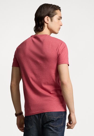 Polo Ralph Lauren CUSTOM SLIM FIT JERSEY CREWNECK T-SHIRT - Pamata T-krekls - ruby heather