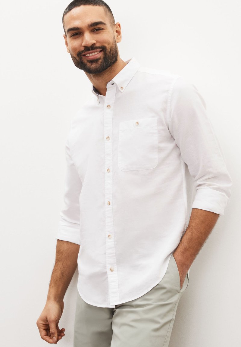 Next LINEN BLEND ROLL SLEEVE SHIRT - Skjorter - white