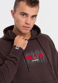 Ombre Jersey con capucha - dark brown