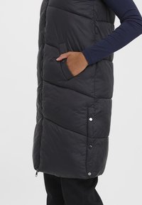 Vero Moda Weste - black