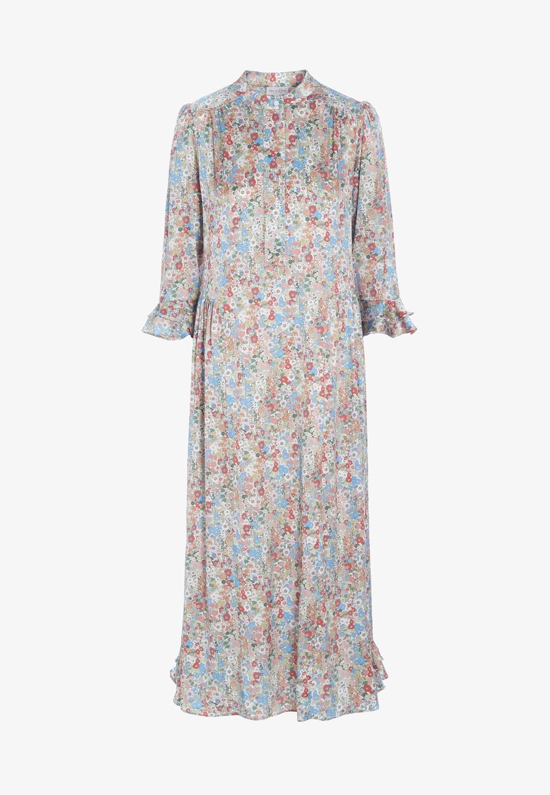 Robe longue fleurie avec des fleurs bleu pastel, rouge et blanc, manches 3/4 à poignets volantés et col montant.