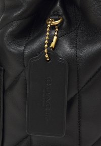COACH TABBY BACKPACK - Hátizsák - black