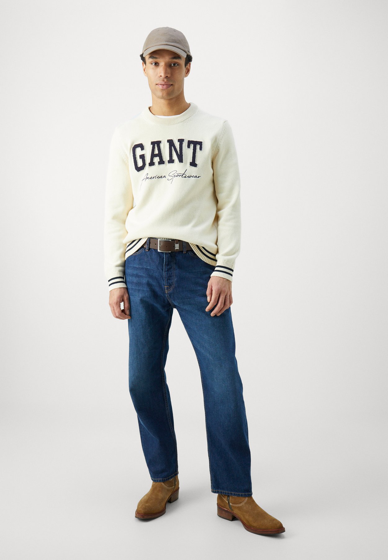 COLLEGIATE C NECK