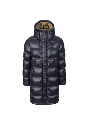 Abrigo acolchado largo de color azul marino con capucha, que presenta un exterior brillante, textura acolchada y cordones en el cuello y la cintura para ajustar.