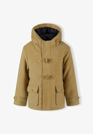 Homokszínű, kapucnis túrakabát, kapocsokkal, két elülső zsebbel, és sötét színű, sima béléssel.