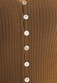 Object Chaqueta de punto - brown