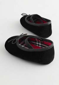 Next REGULAR FIT - Babacipők - black