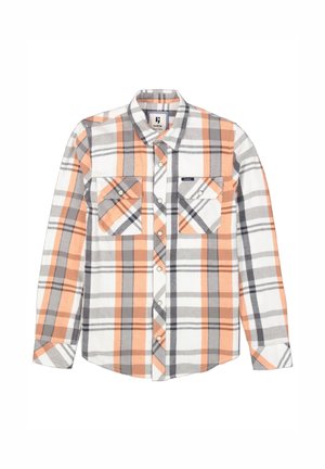 Camisa de manga larga de botones con un patrón de cuadros en naranja, gris y blanco, que presenta dos bolsillos frontales con solapa y botones.