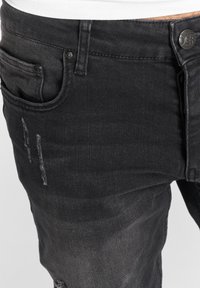DEF MINGO SLIM FIT - Karcsúsított farmerek - black