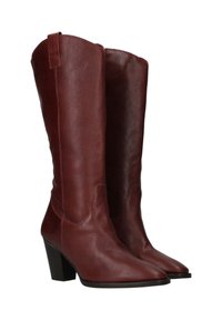 Bruine leren kniehoge laarzen met een spitse neus, een gestapelde hak en een gladde textuur. Eenvoudig ontwerp met subtiele stikseldetails.