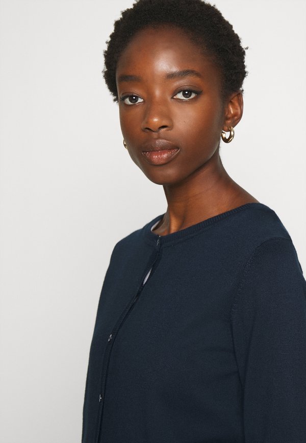 BYPIMBA - Cardigan - copenhagen night4