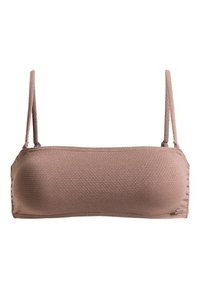 Hnedý bandeau bikiny top s jemne štruktúrovanou tkaninou, nastaviteľnými ramienkami a prešitými detailmi po stranách. Žiadne upevnenia nie sú viditeľné.