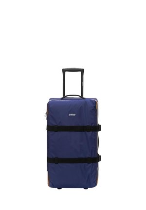 Valigia morbida blu navy con cinghie orizzontali nere, manico telescopico nero esteso e piccole ruote alla base.
