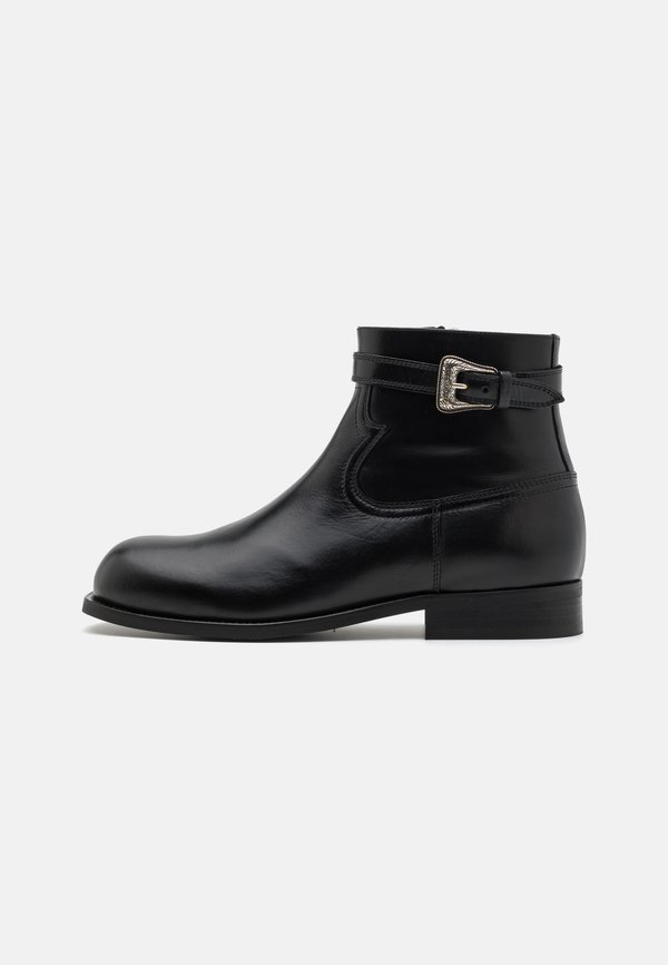 CHAUSSURES - Cowboy/biker ankle boot
