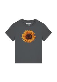Grijze T-shirt met korte mouwen, voorzien van een grote, gedetailleerde grafische zonnebloem op de voorkant met een bruine kern en heldergele bloemblaadjes.