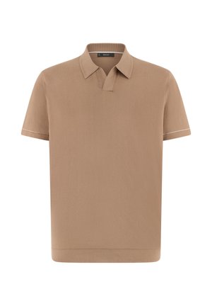 Beżowa koszulka polo z krótkim rękawem, kołnierzykiem i rozcięciem z przodu, z delikatnym białym wykończeniem na krawędziach rękawów.