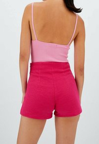 Stradivarius Short - pink