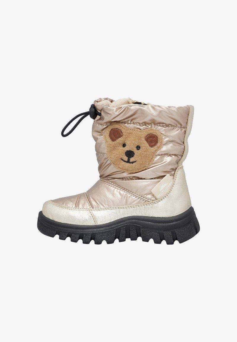Stivale invernale dorato imbottito e lucido con suola in gomma nera. Presenta un volto di orso cucito in marrone chiaro sul lato e una chiusura con stringa nella parte superiore.